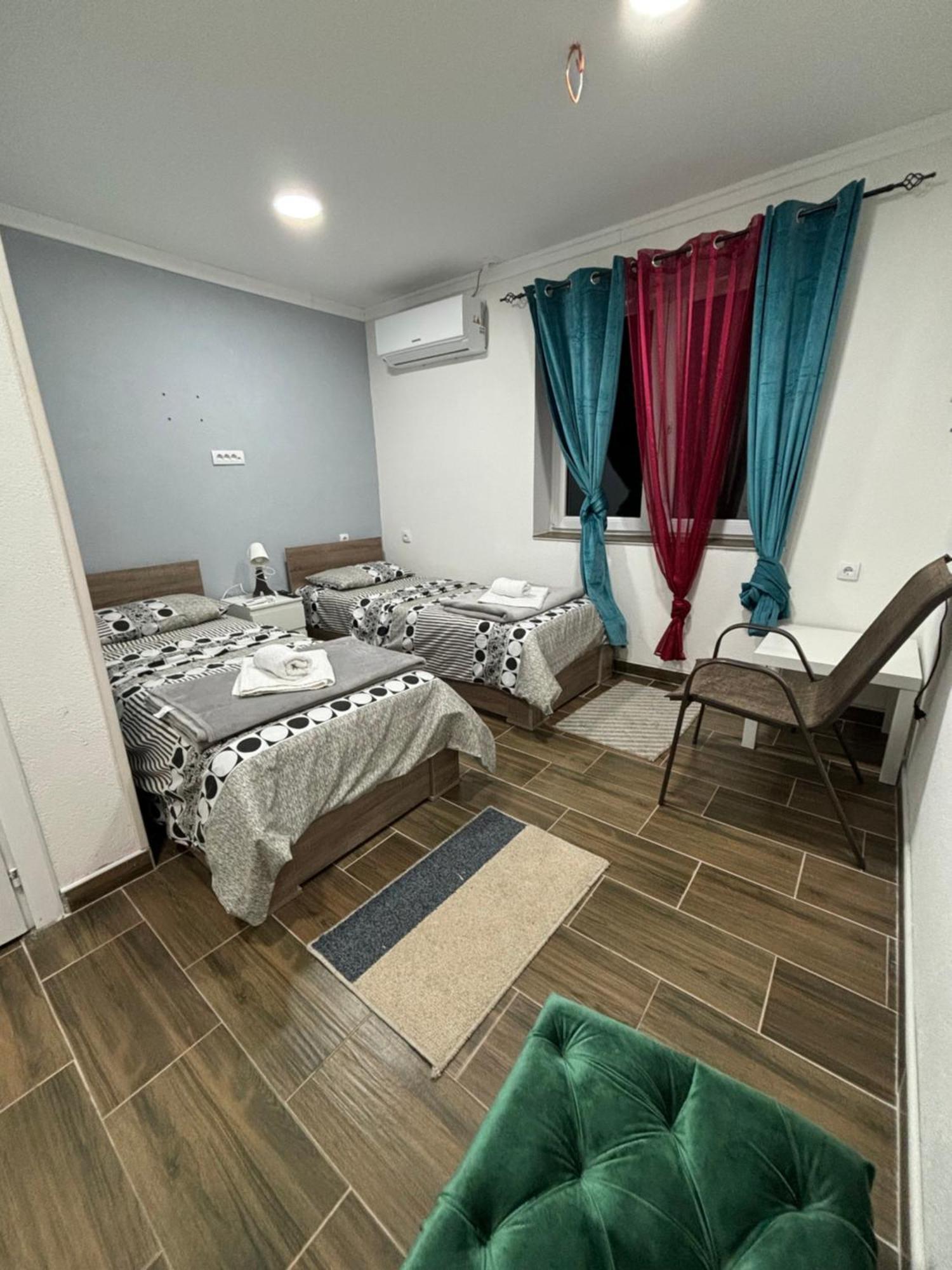 Gas Otel Белград Екстериор снимка
